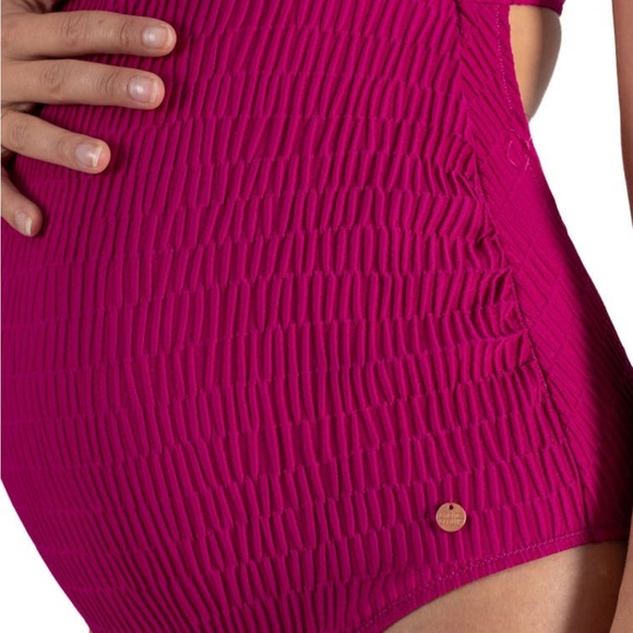 Cache Coer Maternity bow front swimsuit - Picture 10 of 11